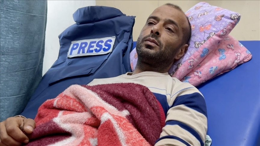 الصحفيان العطار وقديح رغم الاصابة: سنواصل كشف جرائم الاحتلال ولن نترك القلم والكاميرا